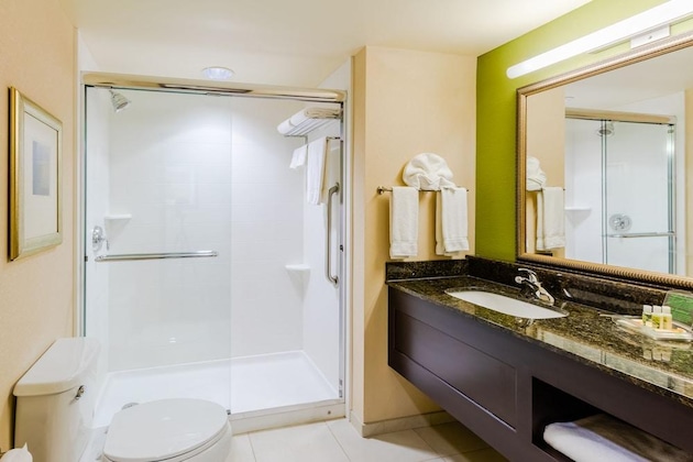Gallery - Holiday Inn Hotel & Suites Atlanta Airport North