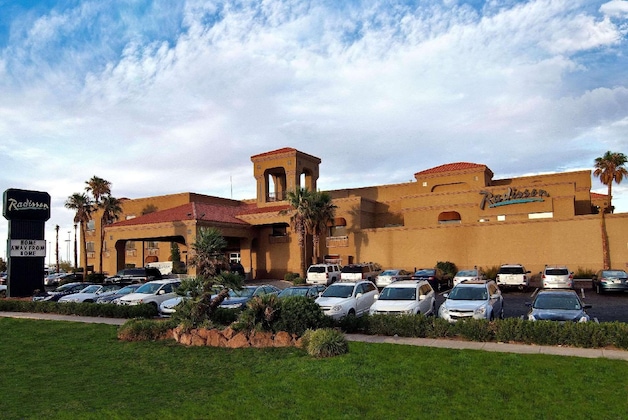 Gallery - Radisson Hotel El Paso Airport