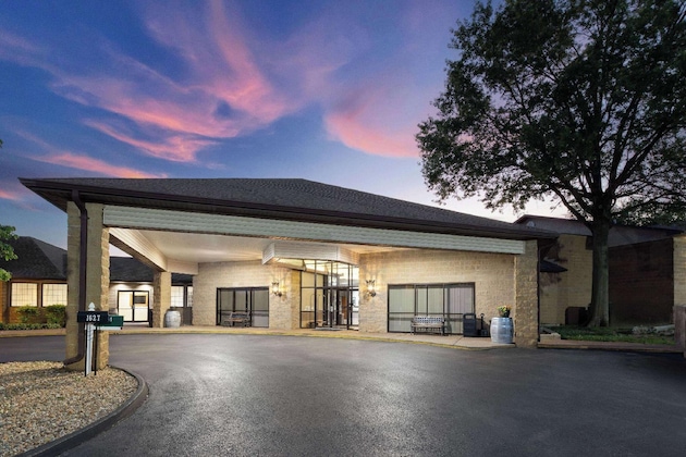 Gallery - Baymont Inn And Suites By Wyndham Farmington