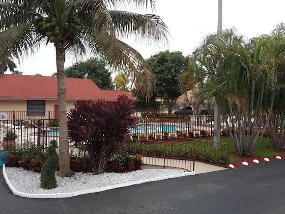 Gallery - Super 8 By Wyndham, Florida City Homestead Everglades