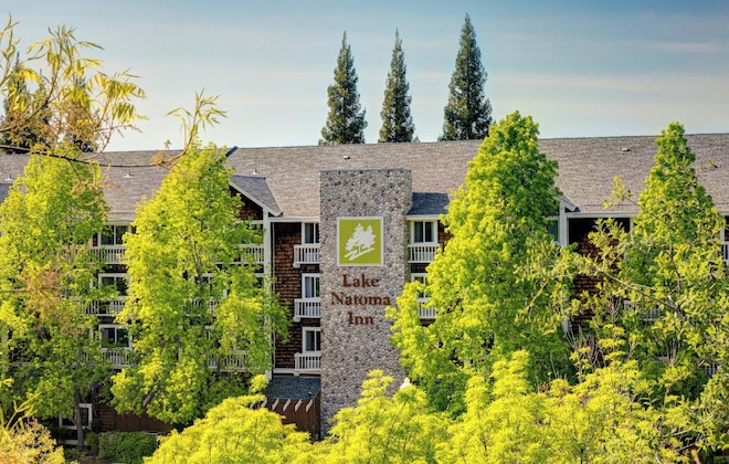 Gallery - Lake Natoma Inn