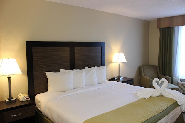 Gallery - Baymont By Wyndham Fort Myers Airport