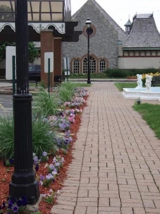 Gallery - Chateau Hotel And Conference Center