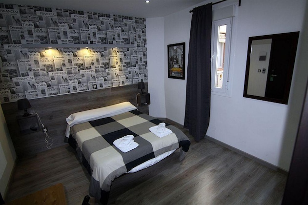 Gallery - Hostal Mh Fuencarral