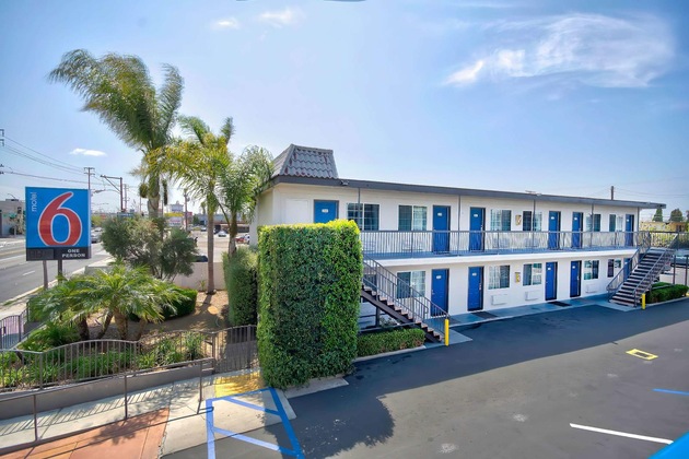 Gallery - Motel 6 Gardena