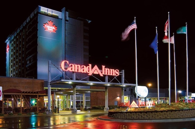 Gallery - Canad Inns Destination Center Grand Forks