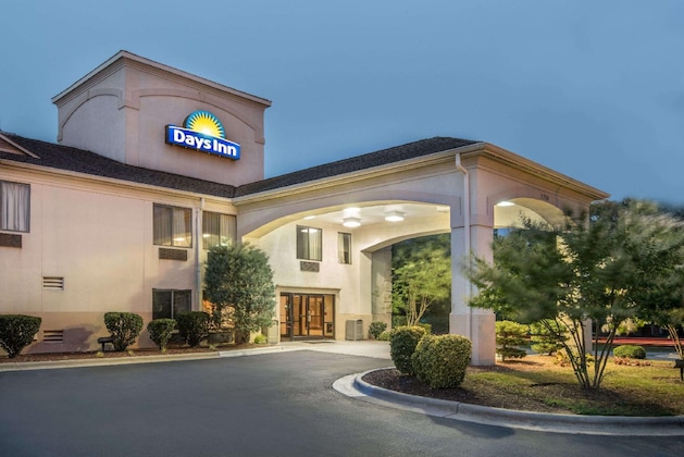 Gallery - Days Inn By Wyndham Burlington East