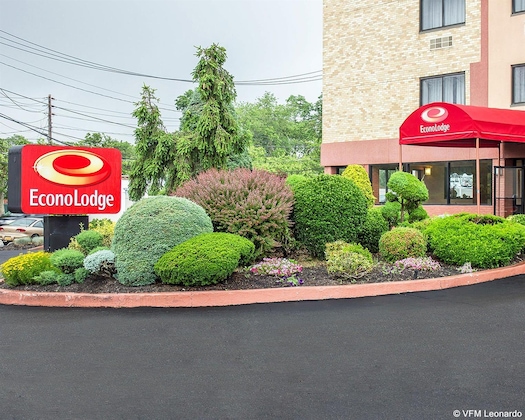 Gallery - Econo Lodge Hicksville