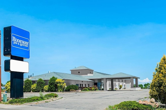 Gallery - Rodeway Inn & Suites