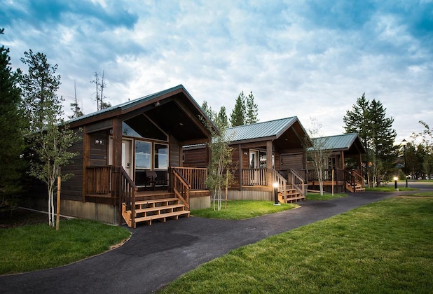 Gallery - Explorer Cabins At Yellowstone
