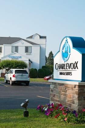 Gallery - Charlevoix Inn & Suites Surestay Collection By Best Western