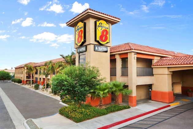 Gallery - Super 8 By Wyndham Indio