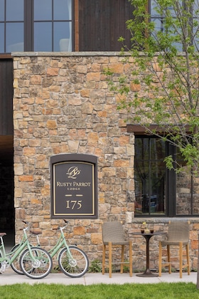 Gallery - Rusty Parrot Lodge And Spa