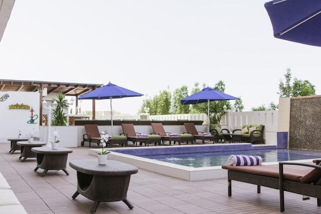 Gallery - Mangrove Hotel