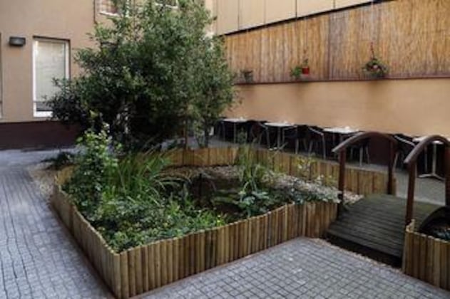 Gallery - Six Inn Hotel Budapest