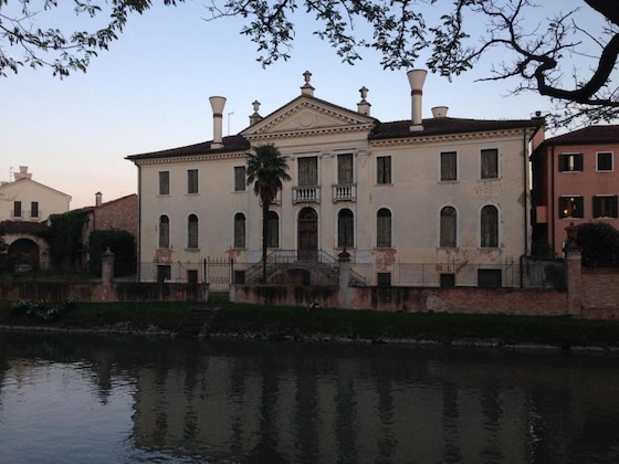 Gallery - Albergo Alla Campana