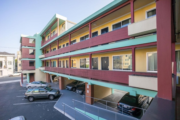 Gallery - Motel Capri
