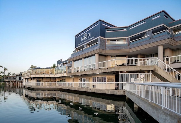 Gallery - Bay Club Hotel & Marina