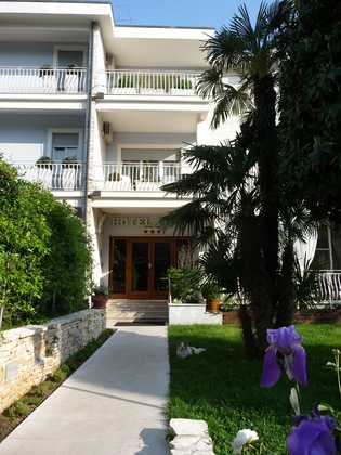 Gallery - Hotel Luna