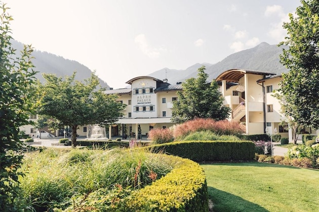 Gallery - Alpenpalace Luxury Hideaway & Spa Retreat