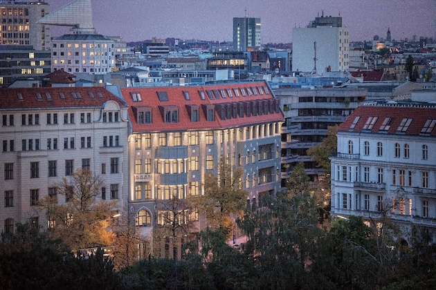 Gallery - Roomers Berlin Steinplatz, Autograph Collection