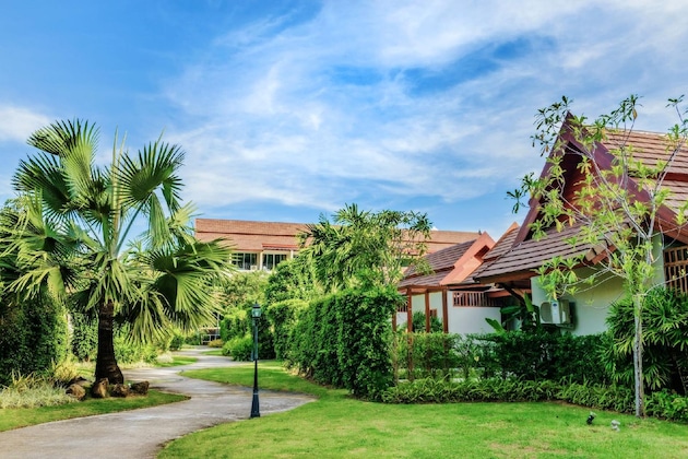 Gallery - L'esprit De Naiyang Beach Resort