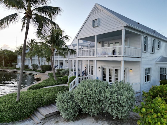 Gallery - Tranquility Bay Beachfront Hotel And Resort