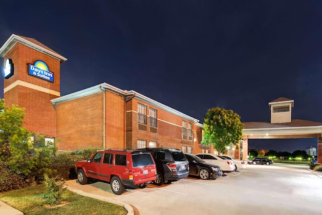 Gallery - Days Inn By Wyndham Dallas Plano