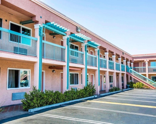 Gallery - Rodeway Inn