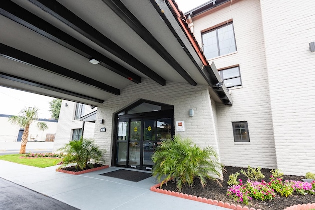 Gallery - Bhagat Hotels Stone Mountain Atlanta Bw Signature Collection
