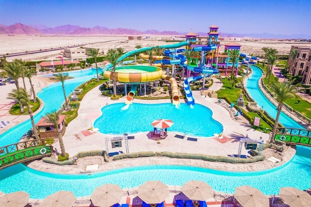Gallery - Charmillion Club Aqua Park