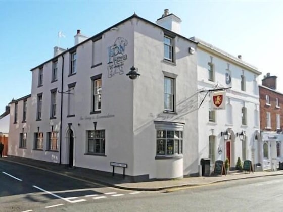 Gallery - The Lion Hotel