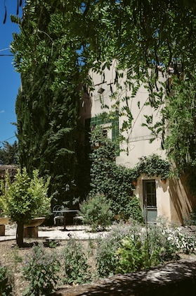 Gallery - Chateau De Montcaud