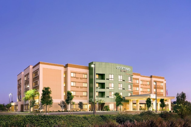 Gallery - Courtyard San Diego Oceanside