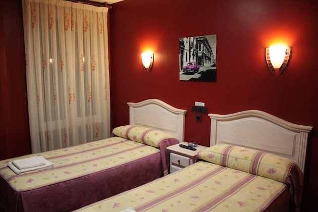 Gallery - Hostal Regio