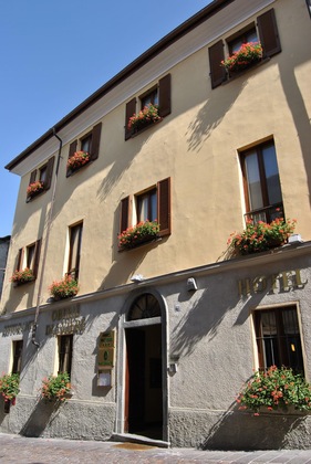 Gallery - Oberje Dla Viere