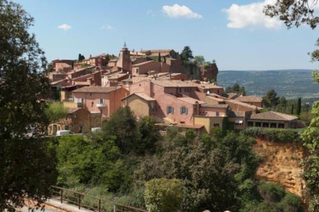 Gallery - Le Clos De La Glycine