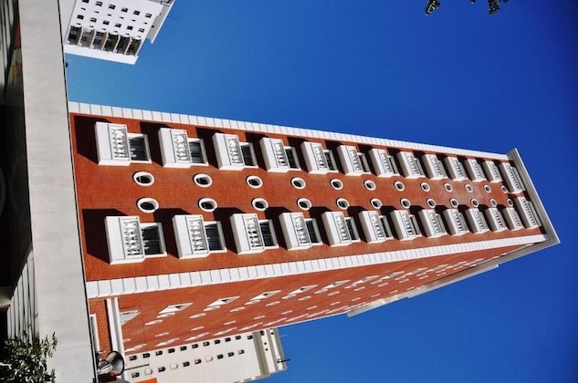 Gallery - Regent Park Hotel