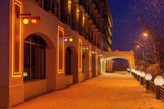 Gallery - Hotel Phoenicia Express