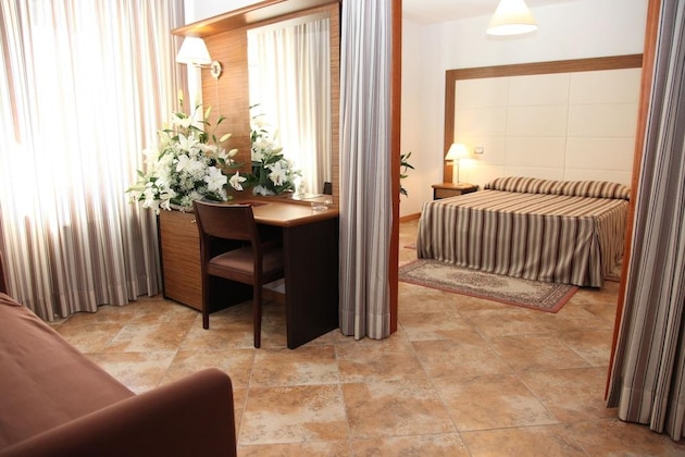 Gallery - Royal Hotel