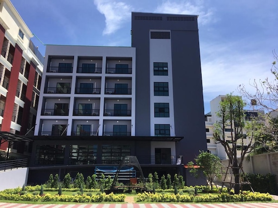 Gallery - Embryo Hotel