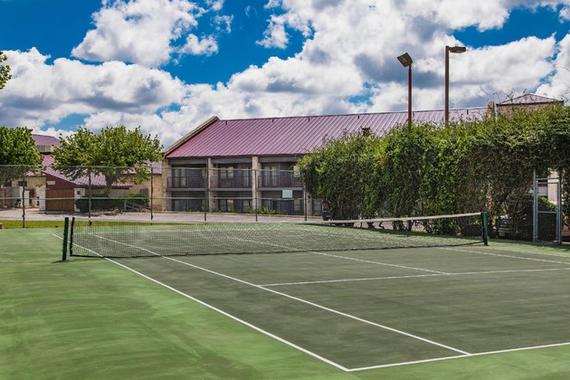 Gallery - Y O Ranch Hotel