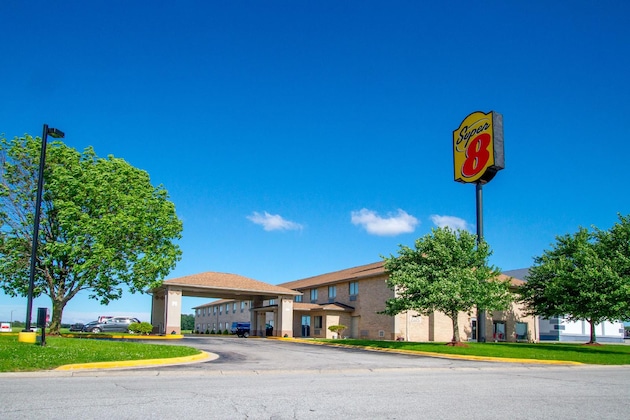 Gallery - Super 8 By Wyndham Kokomo