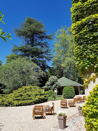 Gallery - Hôtel Restaurant - Chateau De Lalande