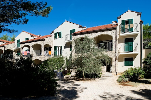 Gallery - Apartments In Zaton Holiday Resort With Pool
