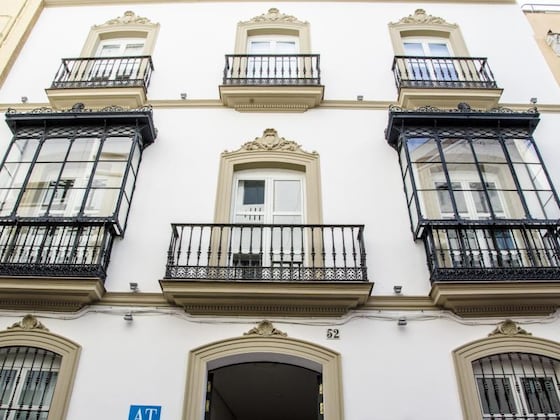 Gallery - Suites Sevilla Plaza Apartamentos
