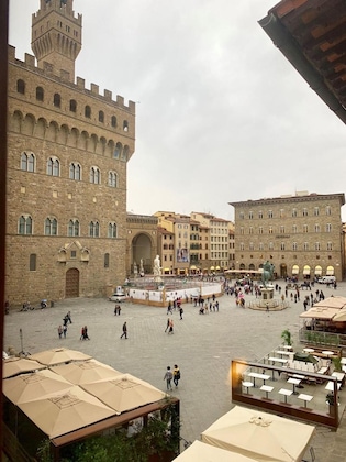 Gallery - In Piazza Della Signoria - Residenza D'epoca
