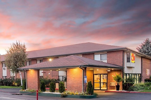 Gallery - Super 8 by Wyndham Provo BYU Orem