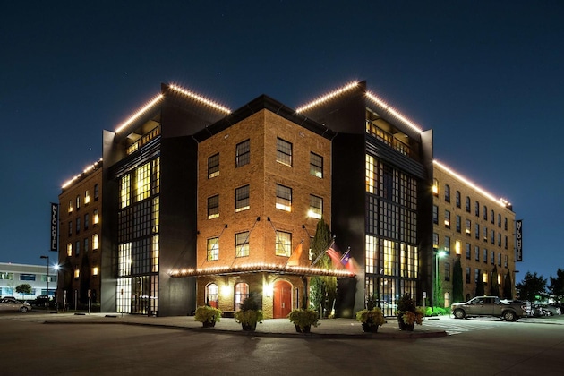 Gallery - Nylo Dallas Plano Hotel, Tapestry Collection By Hilton