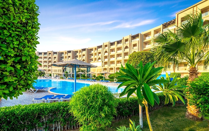 Gallery - SUNRISE Alora Aqua Park Resort